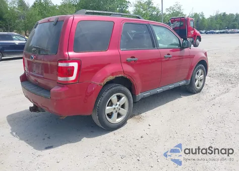 2012 Ford Escape Xlt z USA, uszkodzony, nr VIN 1FMCU9D72CKA61657